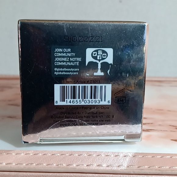 NIB Global Beauty Care Clay Face Mask - Picture 2 of 3